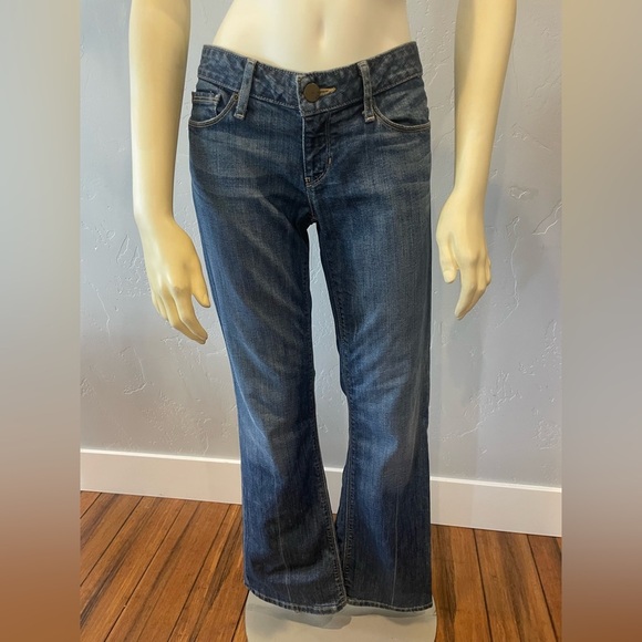 Women’s Y2K gap low rise boot cut jeans in medium wash size 28/6 X 32 - Picture 1 of 10